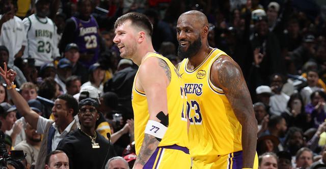 詹姆斯:卢卡不需要为我改变比赛方式 我们会围绕他调整